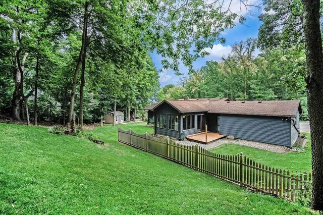 $415,000 | 510 West Crystal Valley Drive, Middlebury, IN 46540