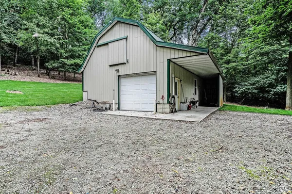$390,000 | 510 West Crystal Valley Drive, Middlebury, IN 46540