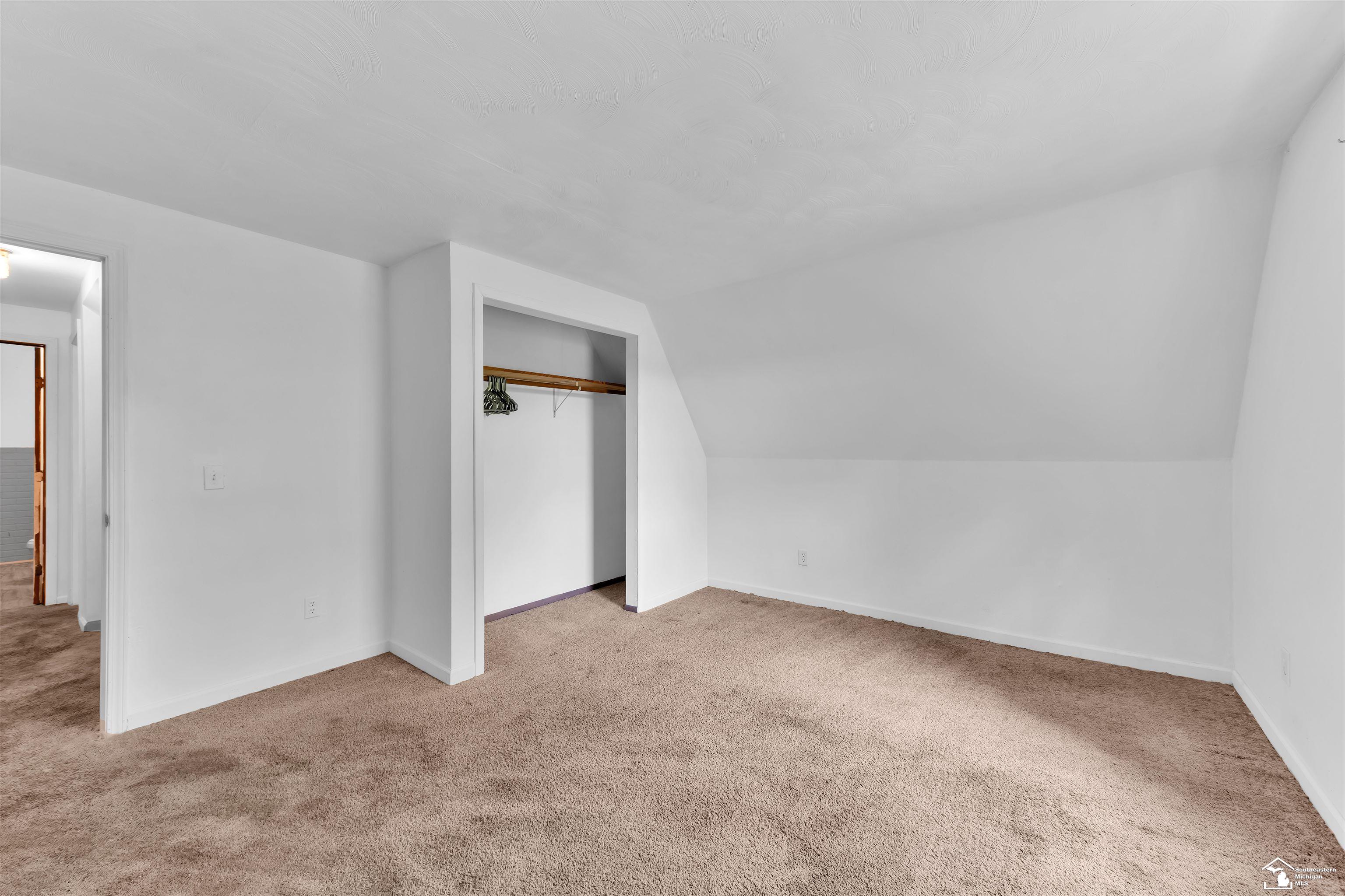 13009 South Custer Road Dundee, MI 48131 - Photo 19 of 39