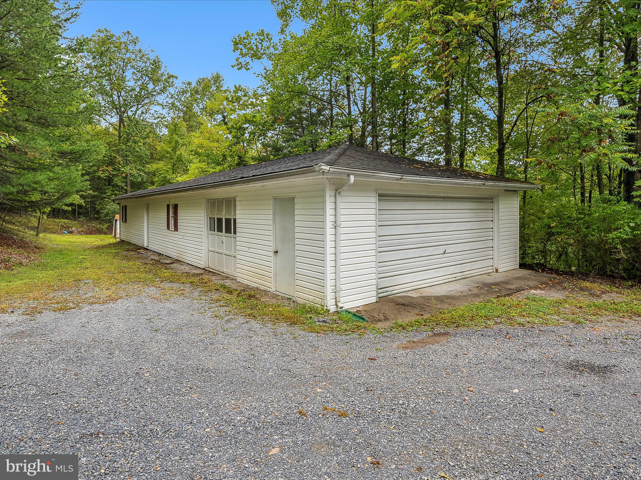 655 Spring Drive Berkeley Springs, WV 25411 - Photo 54 of 64 Garage