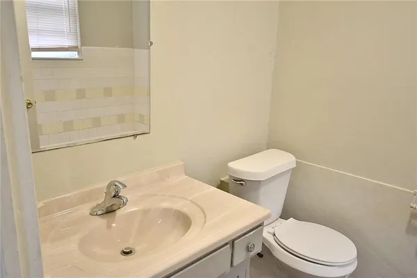 $299,900 | 636-38 Ave F, Westwego, LA 70094