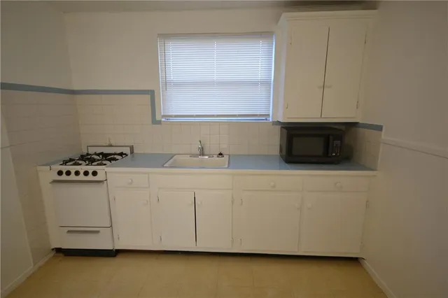 $299,900 | 636-38 Ave F, Westwego, LA 70094