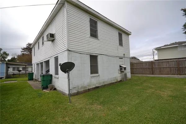 $299,900 | 636-38 Ave F, Westwego, LA 70094