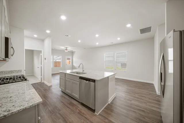 $269,900 | 410 Harrison Hope Drive, Crosby, TX 77532