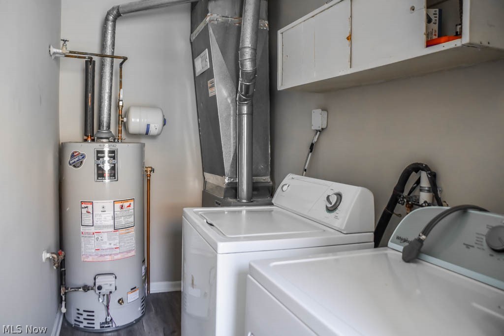 1266 Inman Street Akron, OH 44306 - Photo 13 of 17 Laundry and utilities!