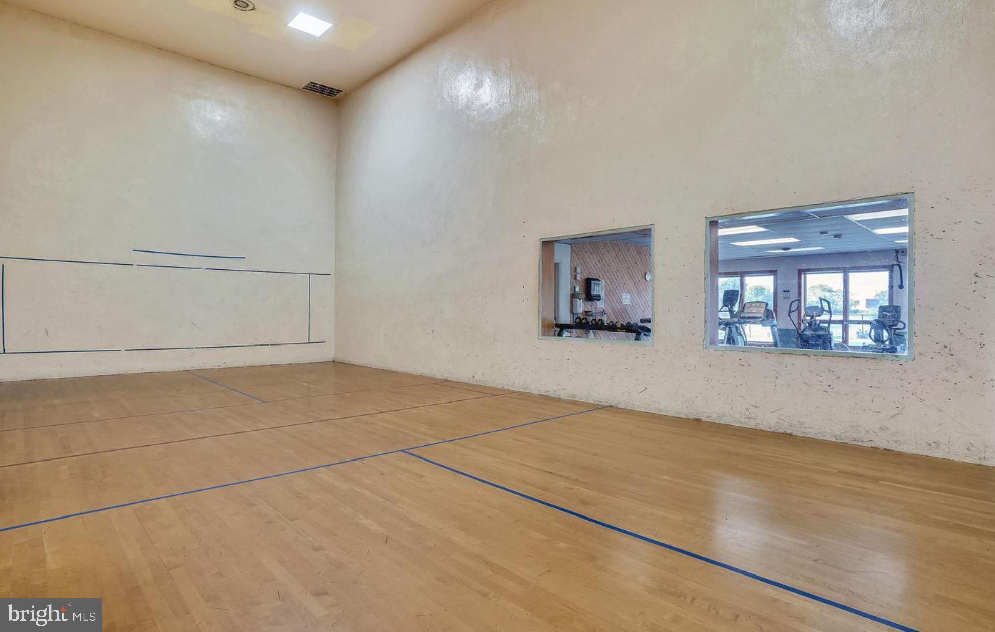 47 Queen Anne Way Chester, MD 21619 - Photo 35 of 44 a view of an empty room and window