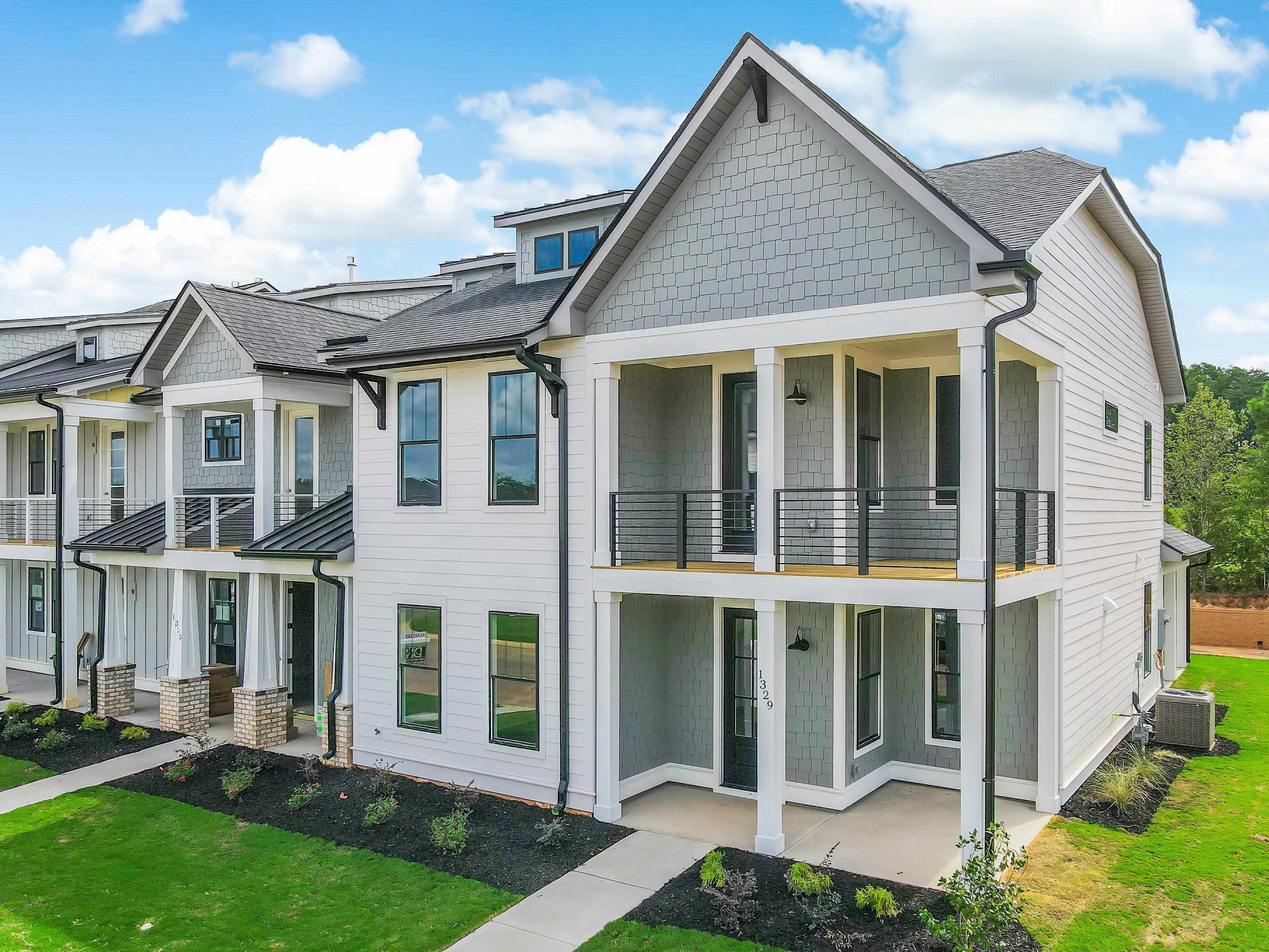 1317 South Pinot Road Duncan, SC 29334 - Photo 1 of 35 Gallery Image 1