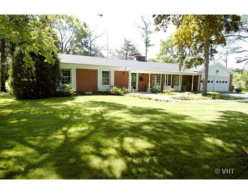 335 Elm Road Barrington, IL 60010 - Photo 1 of 1