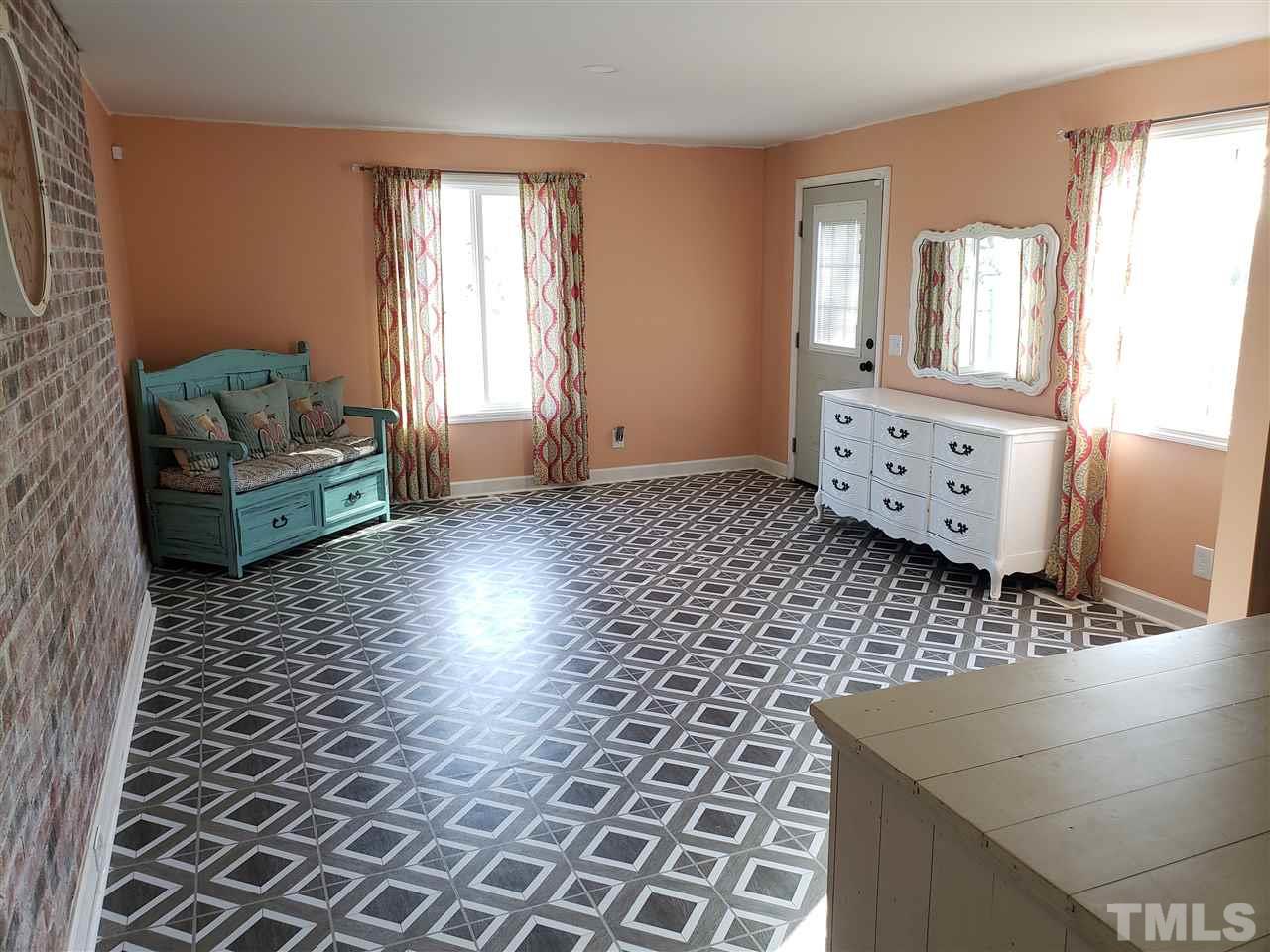 2204 Carolina Road Burlington, NC 27217 - Photo 23 of 30 Gallery Image 23