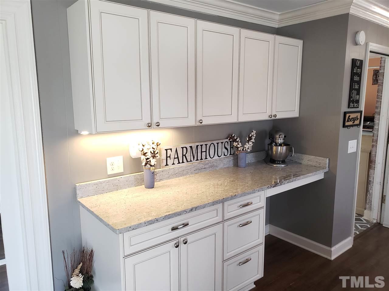 2204 Carolina Road Burlington, NC 27217 - Photo 10 of 30 Gallery Image 10