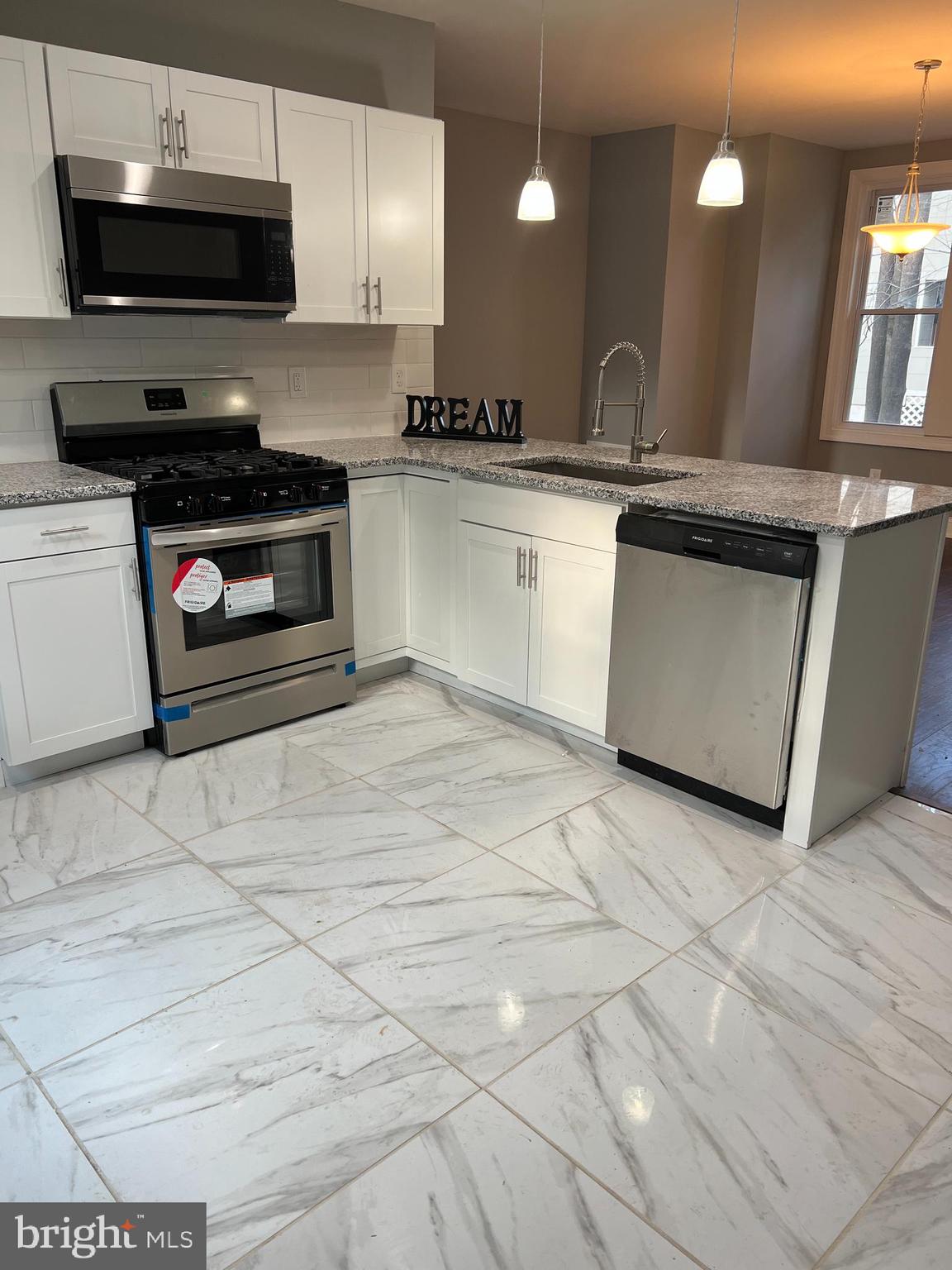5006 Ross Road Baltimore, MD 21214 - Photo 16 of 37 Gallery Image 16