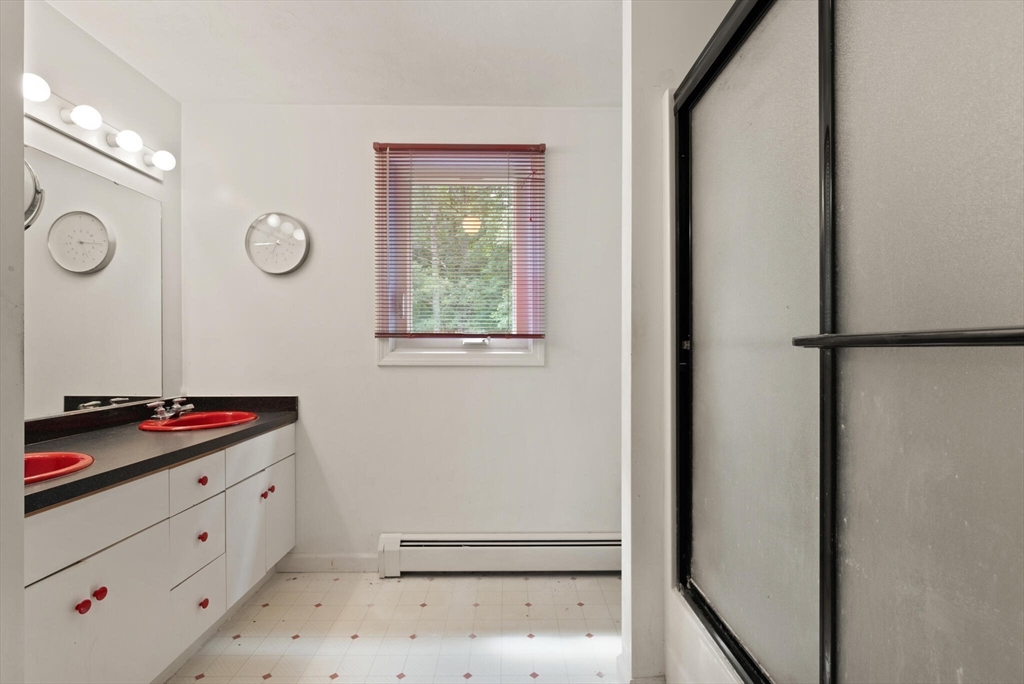 47 Woodridge Road Milford, MA 01757 - Photo 25 of 29 Gallery Image 25