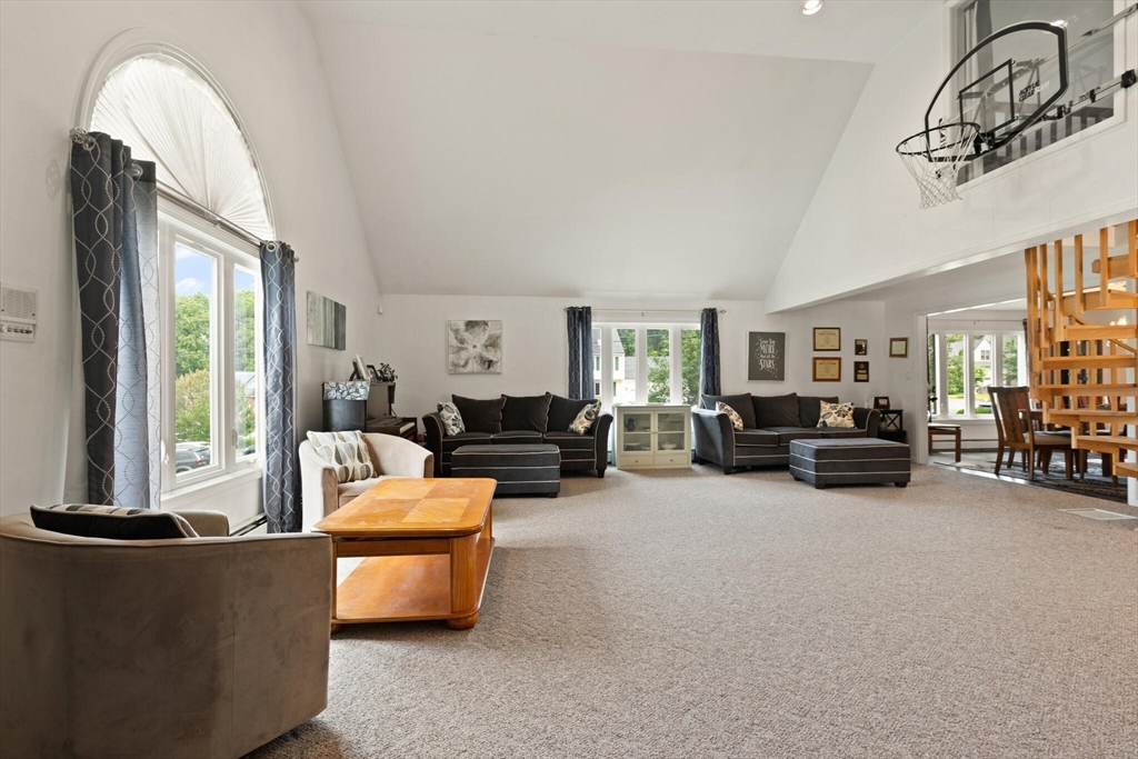 47 Woodridge Road Milford, MA 01757 - Photo 10 of 29 Gallery Image 10