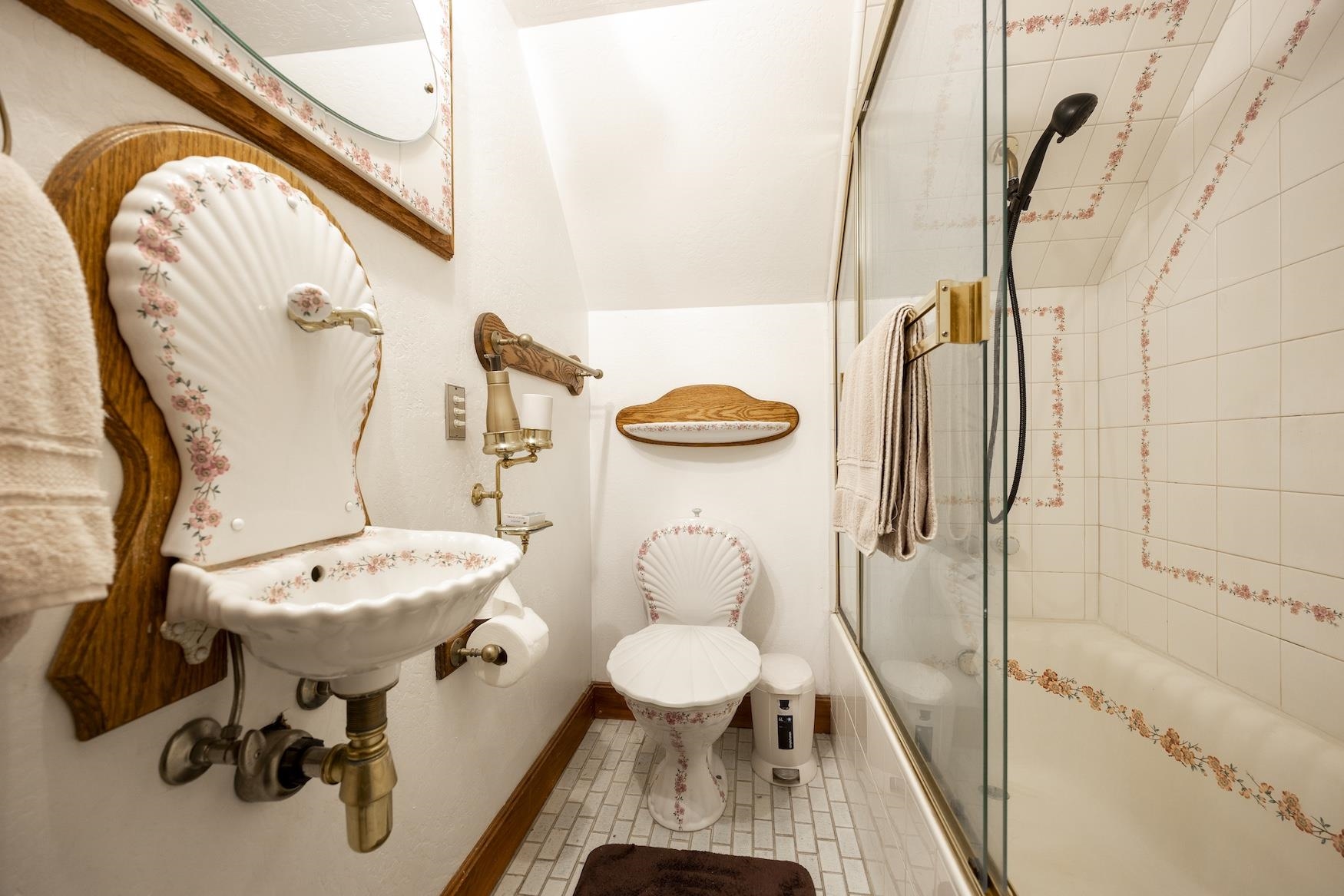 21501 Donner Pass Road, Unit 13 Soda Springs, CA 95728 - Photo 20 of 23 a bathroom with a sink mirror vanity and toilet