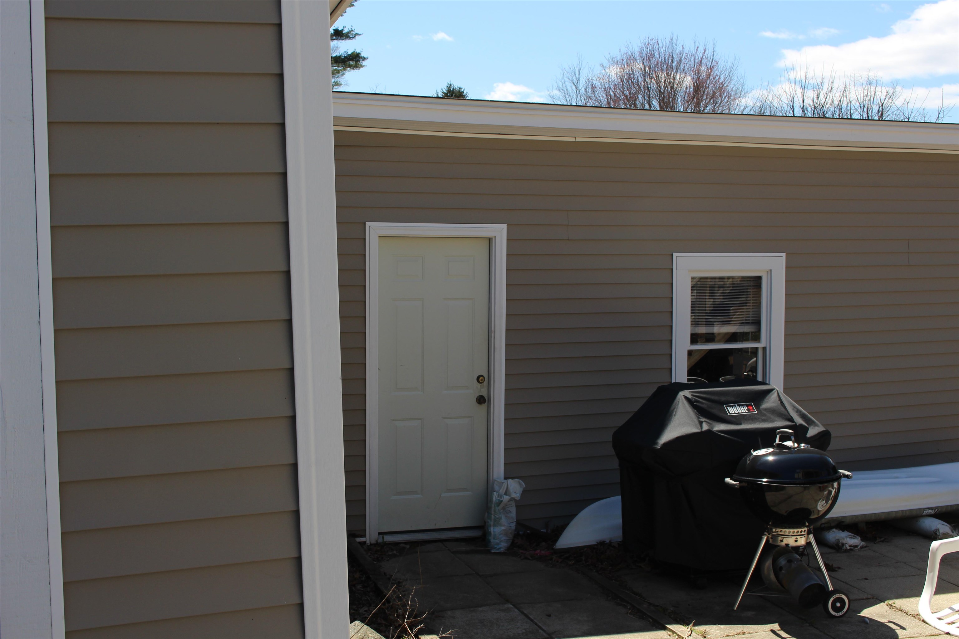 13 Prospect Street Exeter, NH 03833 - Photo 5 of 20