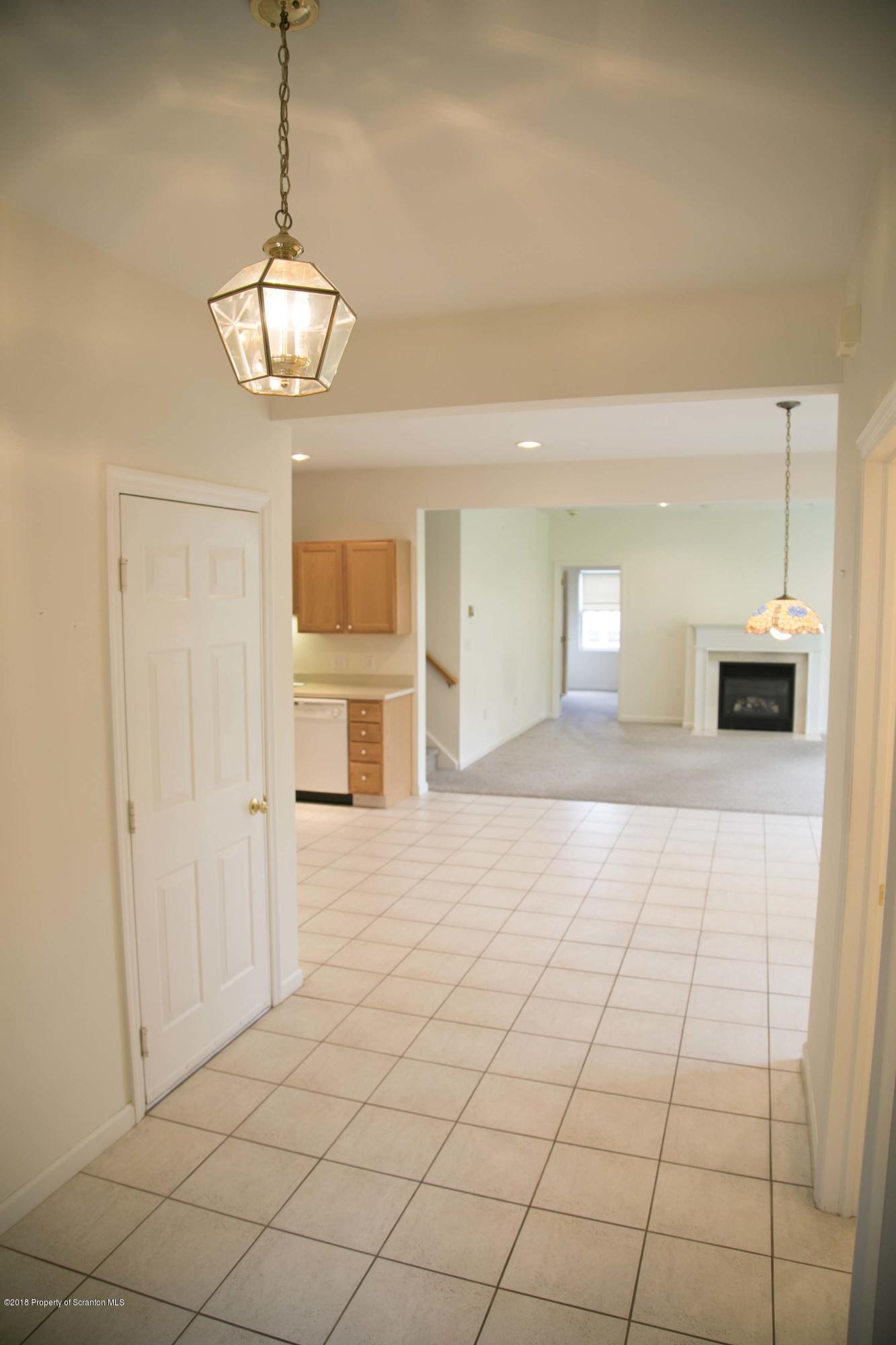 17 Waterford Road Clarks Summit, PA 18411 - Photo 3 of 31 Gallery Image 3