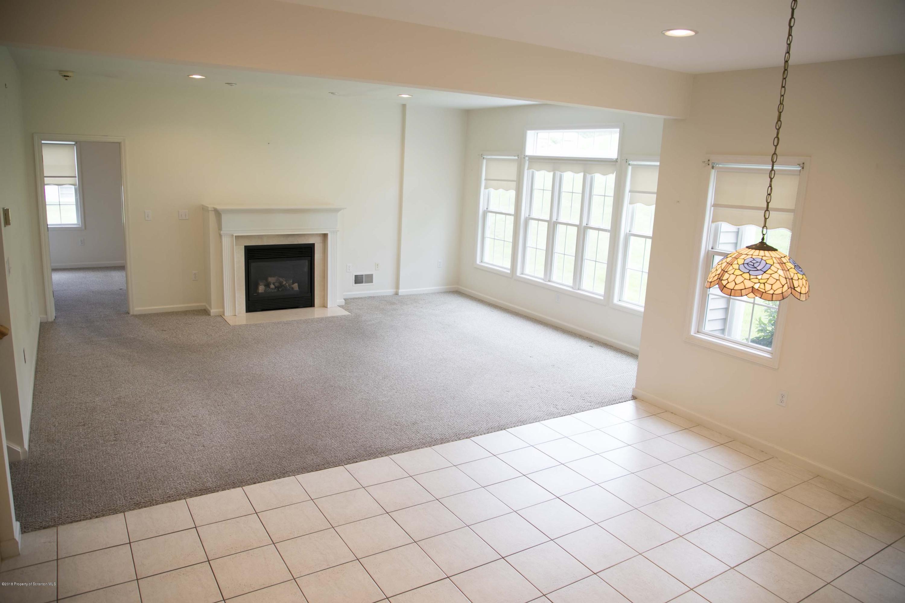 17 Waterford Road Clarks Summit, PA 18411 - Photo 4 of 31 Gallery Image 4