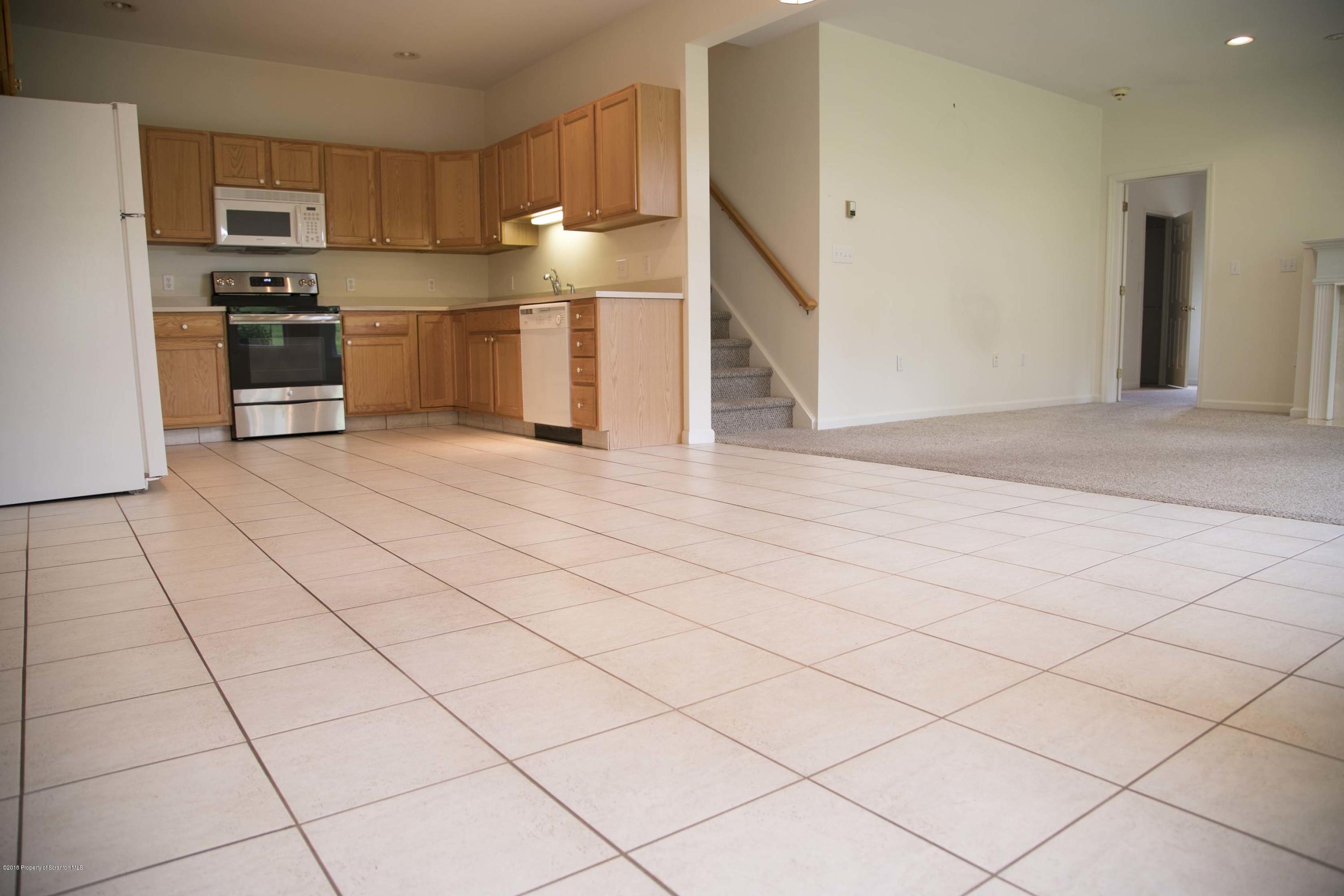 17 Waterford Road Clarks Summit, PA 18411 - Photo 8 of 31 Gallery Image 8