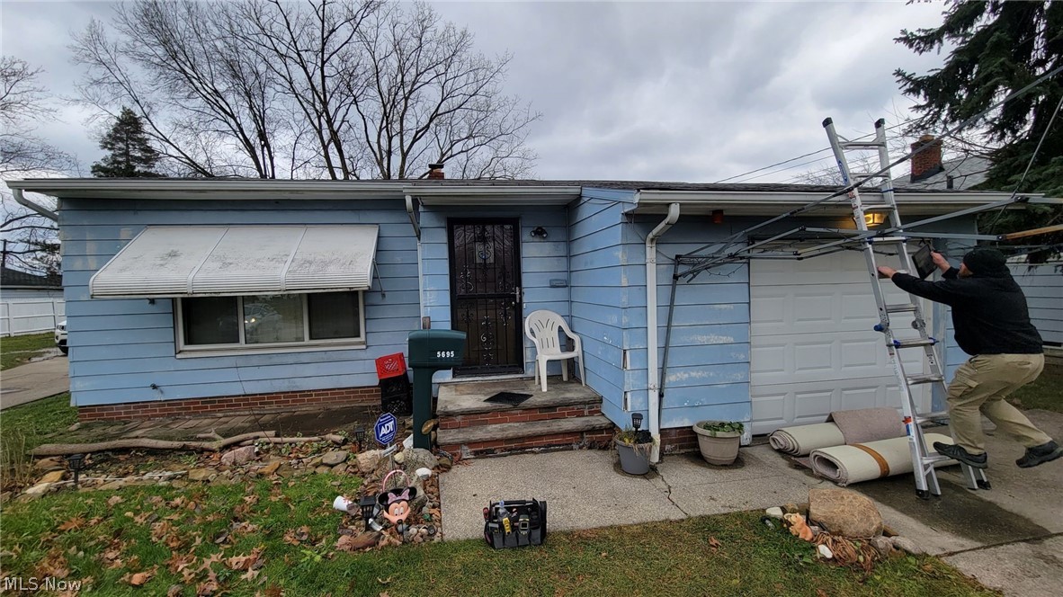 5695 Dunham Road Maple Heights, OH 44137 - Photo 1 of 1