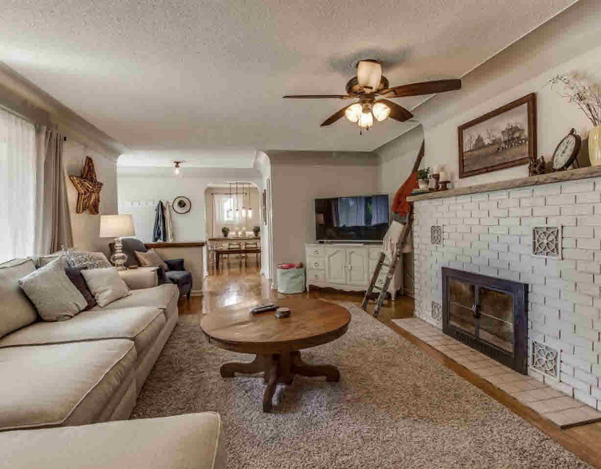 701 Silver Lake Road Linden, MI 48451 - Photo 3 of 36 21354331-2.JPG