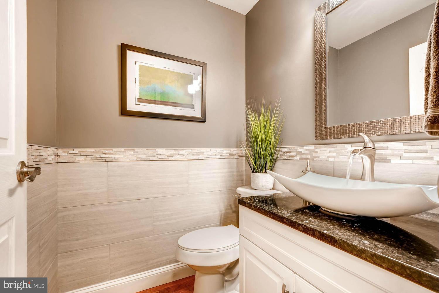 10656 Quarterstaff Road Columbia, MD 21044 - Photo 17 of 30 Powder Room