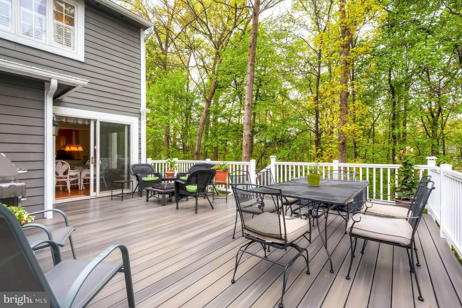 10656 Quarterstaff Road Columbia, MD 21044 - Photo 28 of 30 Deck
