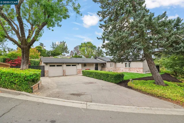 $1,600,000 | 3399 Sweet Drive, Lafayette, CA 94549