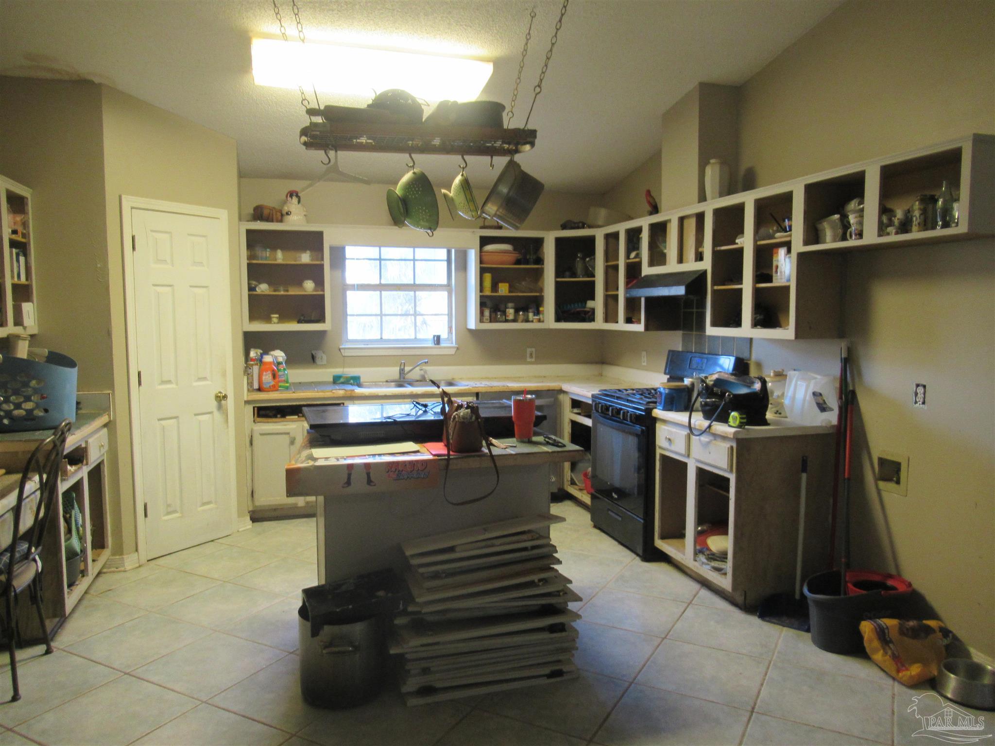 830 Merlin Terrace Pensacola, FL 32506 - Photo 2 of 12