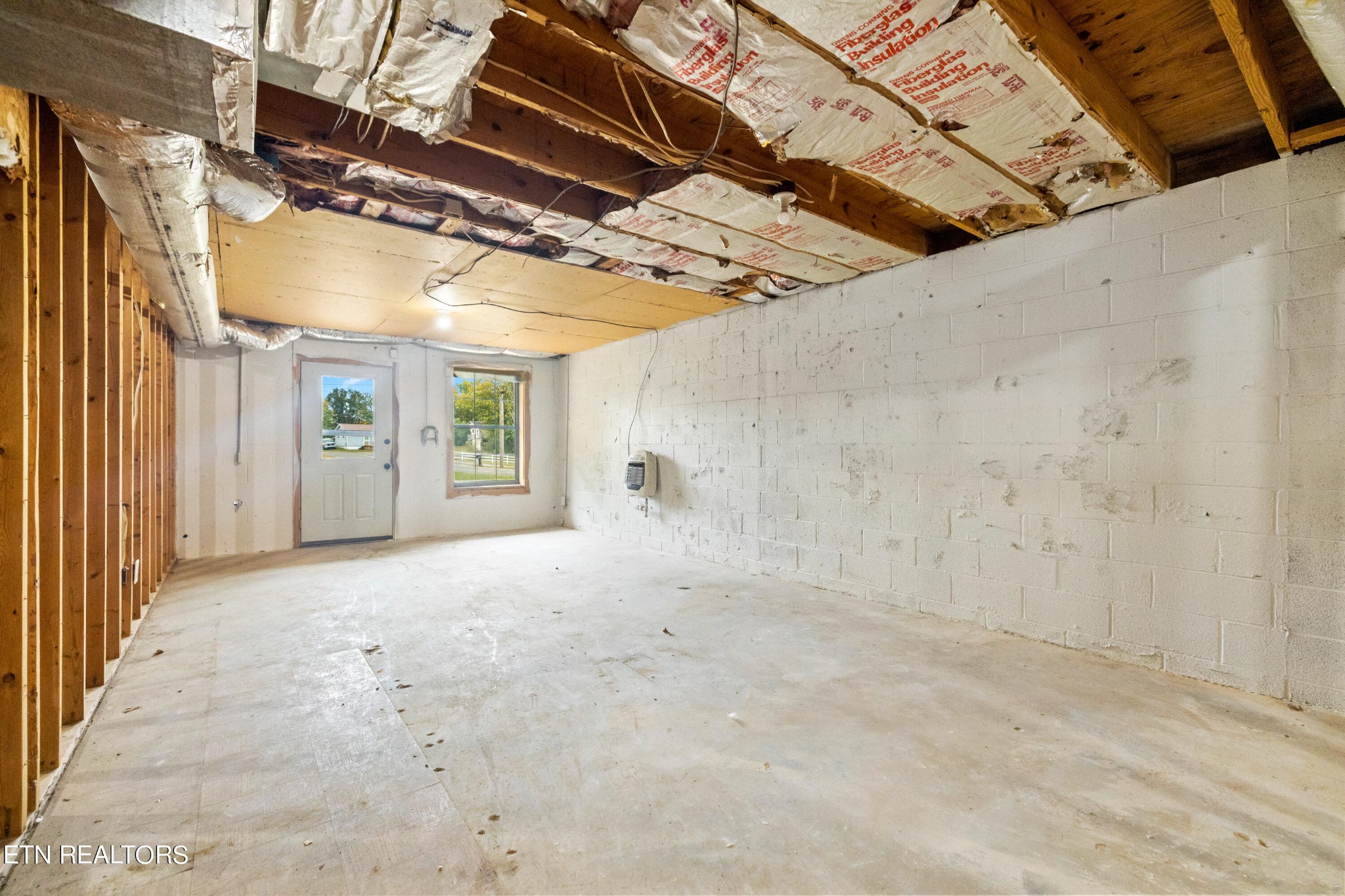 1036 Spout Springs Road Morristown, TN 37814 - Photo 6 of 26 Gallery Image 6
