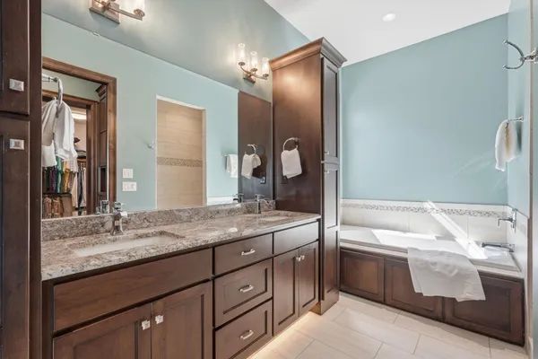 $1,925,000 | 11033 North Shore Drive, Spicer, MN 56288