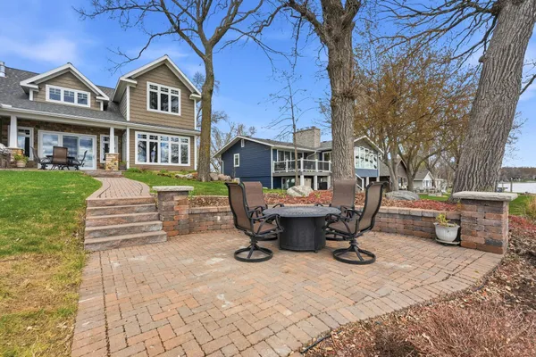 $1,925,000 | 11033 North Shore Drive, Spicer, MN 56288