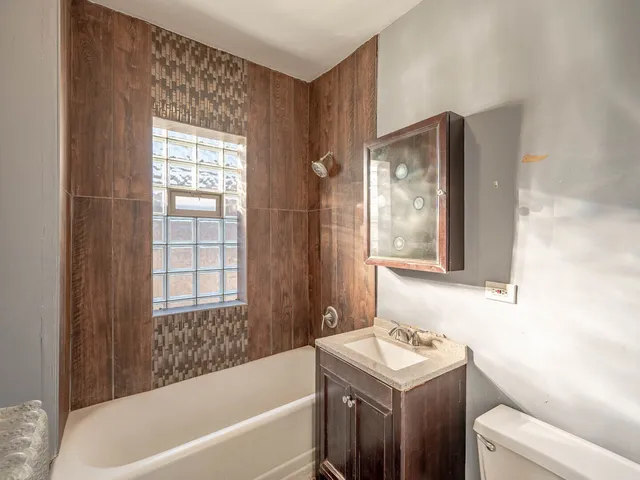 a view of a storage & utility room