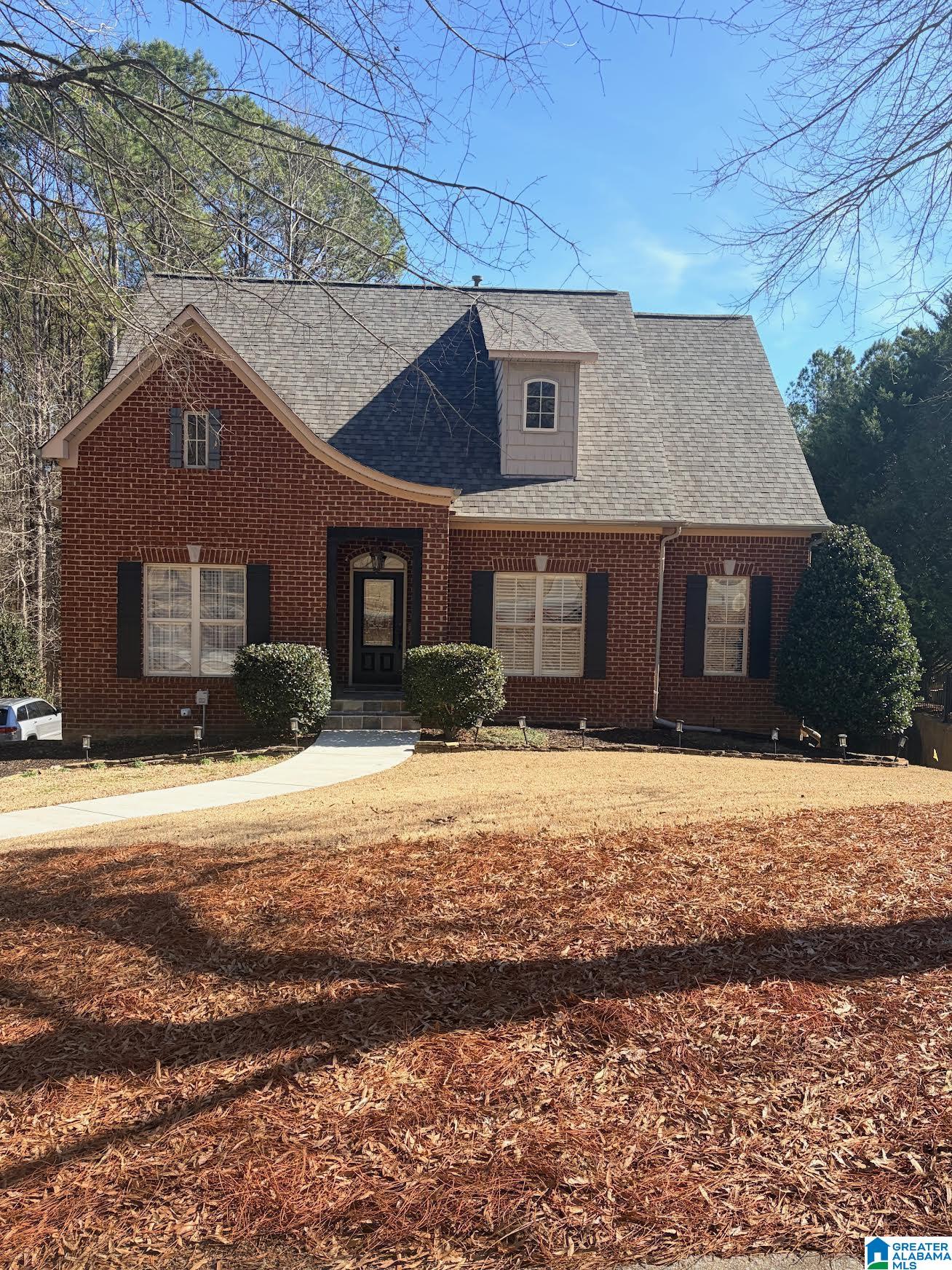 136 Lauchlin Lane Pelham, AL 35124 - Photo 2 of 23