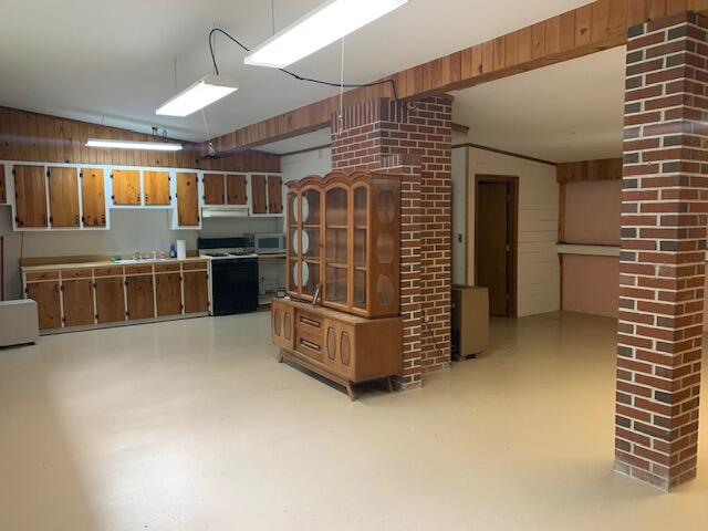 143 Wharff Road Guilford, ME 04443 - Photo 10 of 20 Kitchen/living