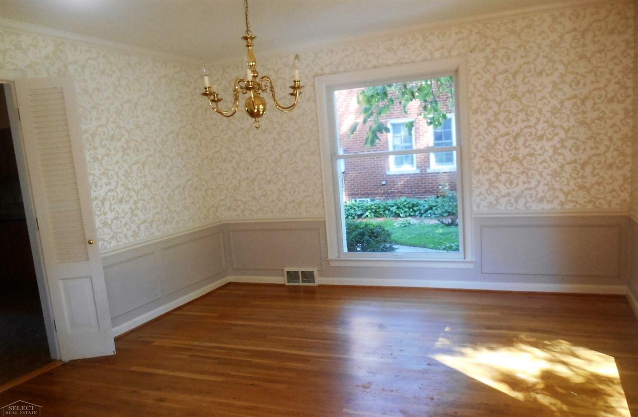 1840 Broadstone Road Grosse Pointe Woods, MI 48236 - Photo 13 of 30