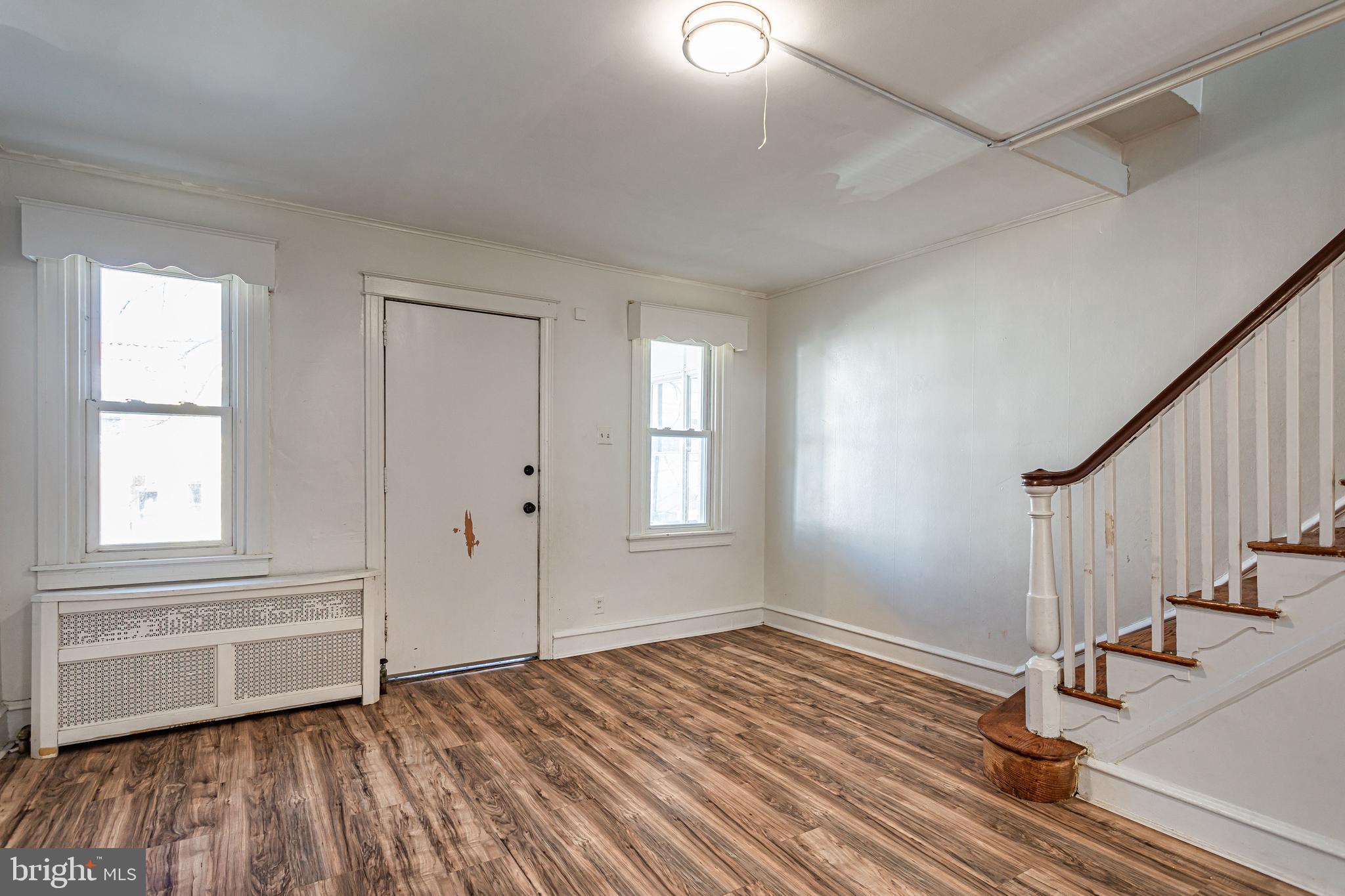30 Lamport Road Upper Darby, PA 19082 - Photo 9 of 32