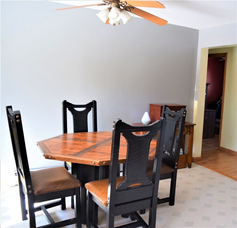 5651 Quarter Line Road South Boardman, MI 49680 - Photo 6 of 24 1844221-5.JPG