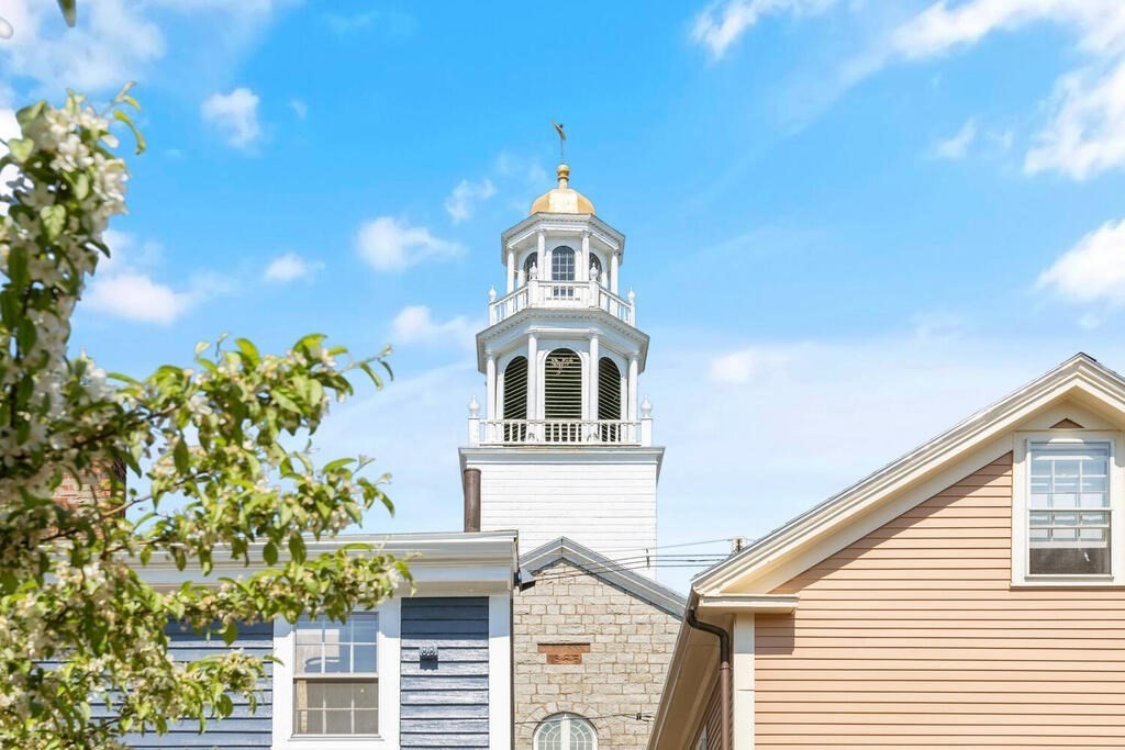 38 Washington Street Marblehead, MA 01945 - Photo 30 of 32 a view of a building with a window