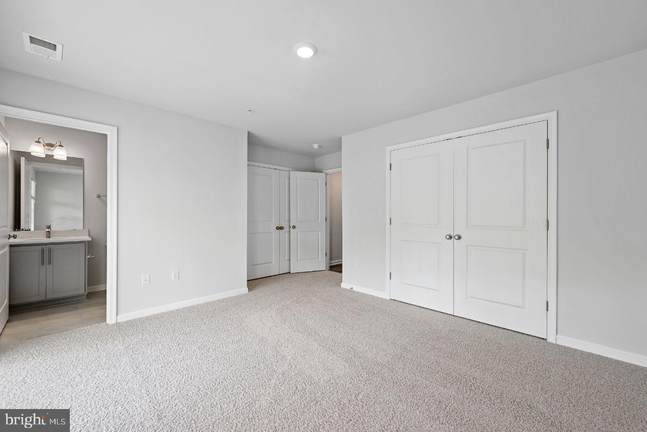 4923 Arcola Road Rosedale, MD 21237 - Photo 5 of 26 Gallery Image 5
