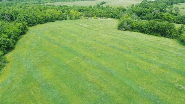 $814,200 | Hwy C Highway, Albany, MO 64402