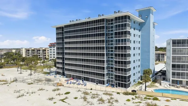 $949,000 | 555 The Esplanade North, Unit 205, Venice, FL 34285