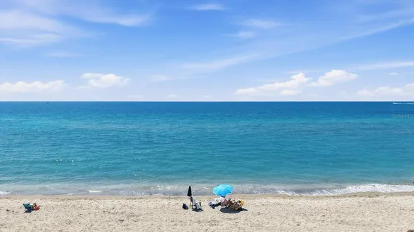 $949,000 | 555 The Esplanade North, Unit 205, Venice, FL 34285