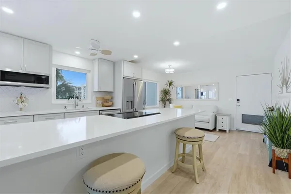 $949,000 | 555 The Esplanade North, Unit 205, Venice, FL 34285