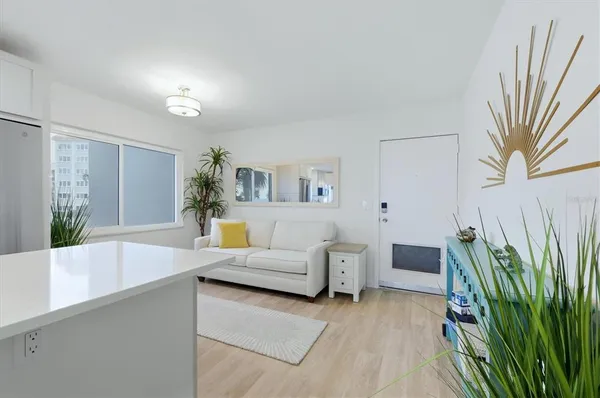 $949,000 | 555 The Esplanade North, Unit 205, Venice, FL 34285