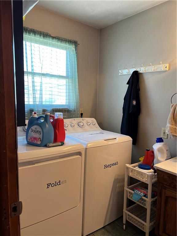 110 Walters Street Derry, PA 15627 - Photo 8 of 16 a utility room with dryer and washer