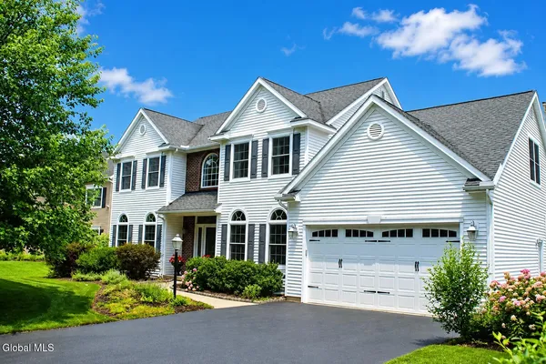 $722,500 | 706 Penney Lane, Schenectady, NY 12303