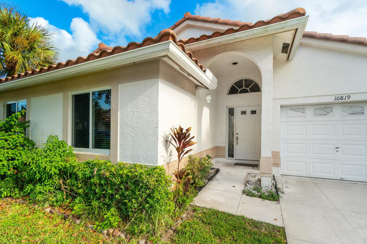10819 Buttonwood Lake Drive Boca Raton, FL 33498 - Photo 2 of 20 003-10819ButtonwoodLakeDrive-BocaRaton-F