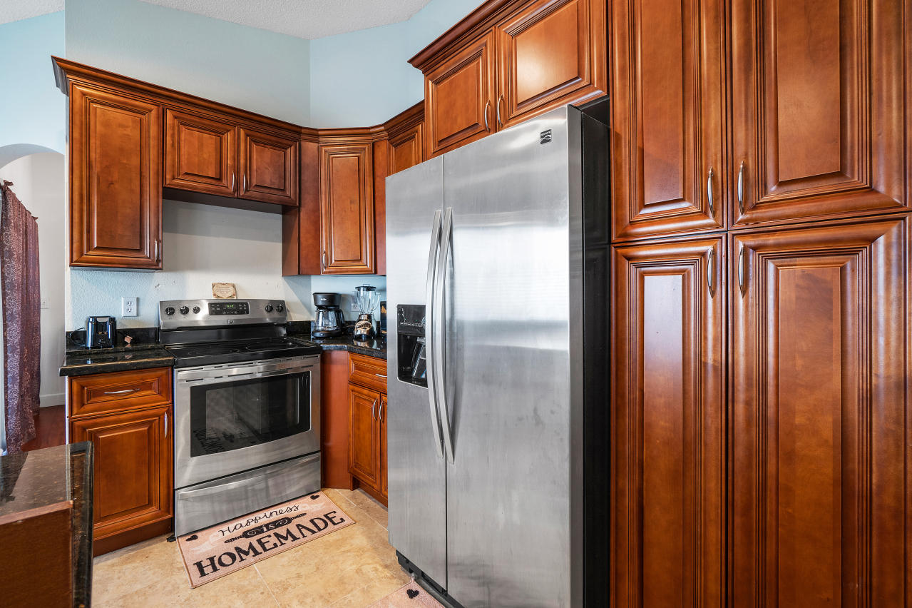 10819 Buttonwood Lake Drive Boca Raton, FL 33498 - Photo 7 of 20 008-10819ButtonwoodLakeDrive-BocaRaton-F