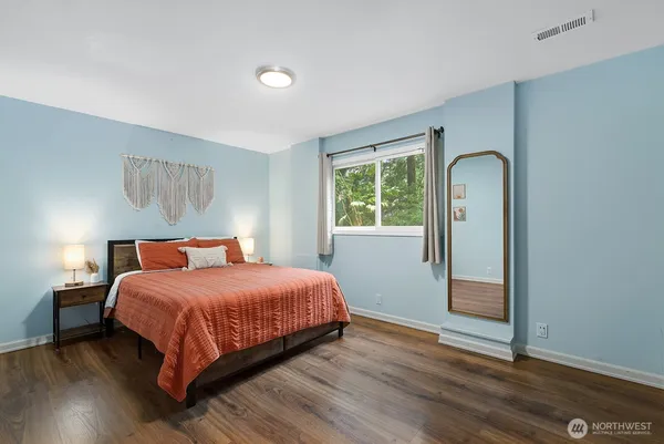$1,130,000 | 3820 East Ames Lake Drive Northeast, Redmond, WA 98053
