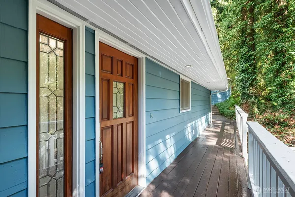 $1,130,000 | 3820 East Ames Lake Drive Northeast, Redmond, WA 98053